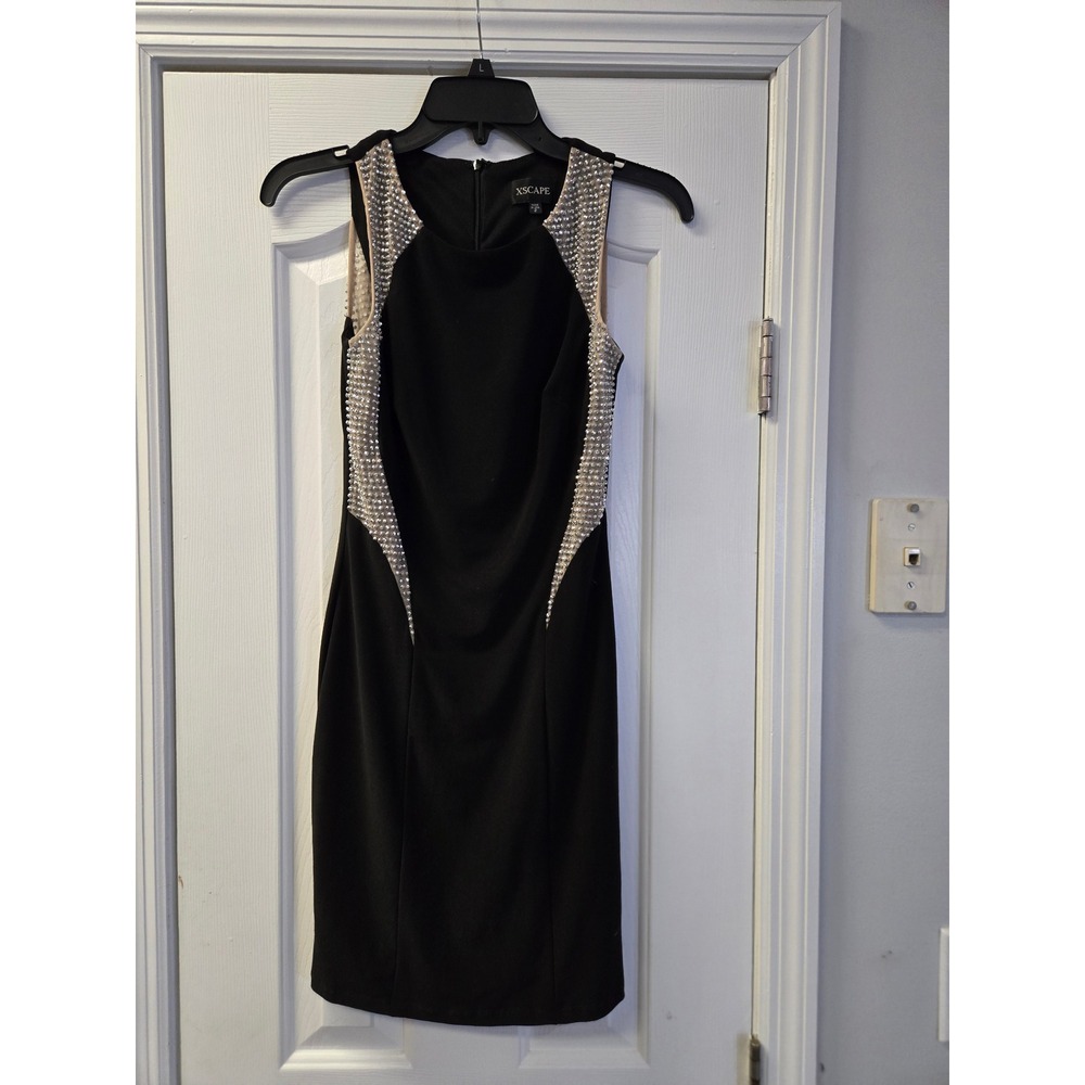 XSCAPE Black Beaded Sheath Cocktail Dress Silver Accents 2
Evening Wear Glam